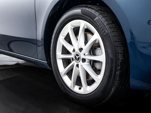 Used 2019 Mercedes-Benz A 220 4MATIC image 22