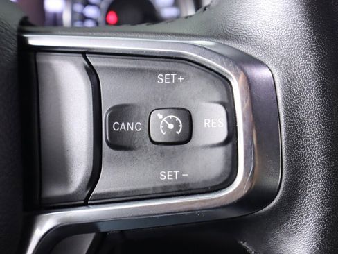 Used 2024 RAM 1500 Laramie image 13