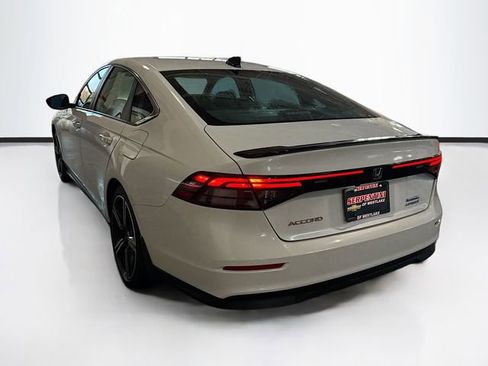 Used 2023 Honda Accord Sport image 8