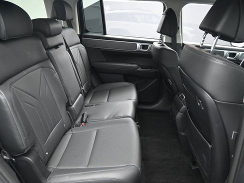 Used 2025 Hyundai Santa Fe SEL image 31