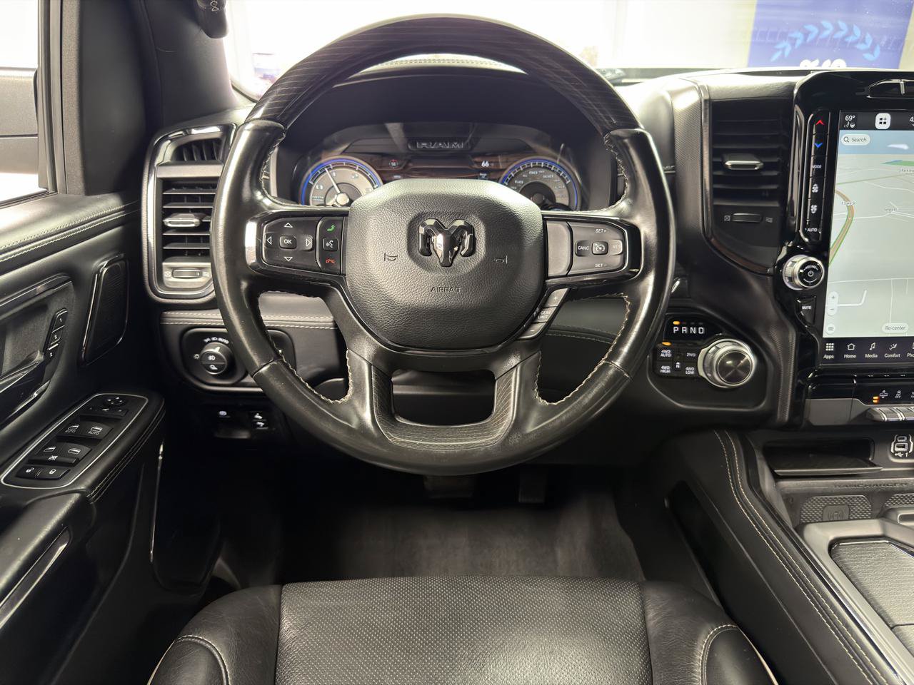 Used 2022 RAM 1500 Limited w/ Night Edition AWD/4WD image 25
