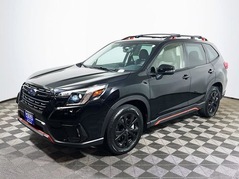 Used 2023 Subaru Forester Sport AWD/4WD image 3