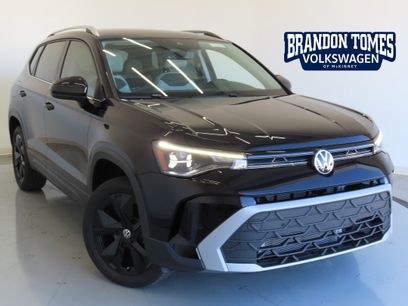 New 2025 Volkswagen Taos SE