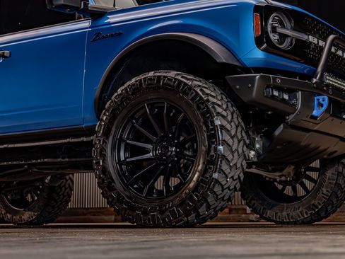 Used 2023 Ford Bronco Wildtrak image 15