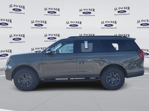 New 2025 Ford Expedition Tremor image 2