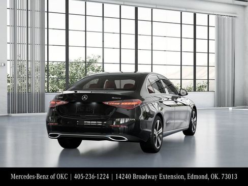 Used 2025 Mercedes-Benz C 300 4MATIC Sedan image 23