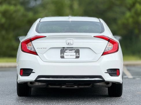 Used 2019 Honda Civic EX image 6