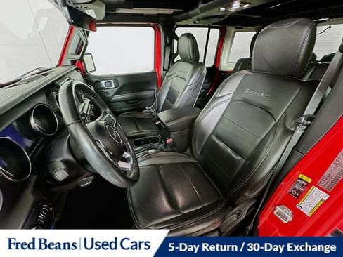 Used 2022 Jeep Wrangler Unlimited Sahara w/ Cold Weather Group AWD/4WD image 23