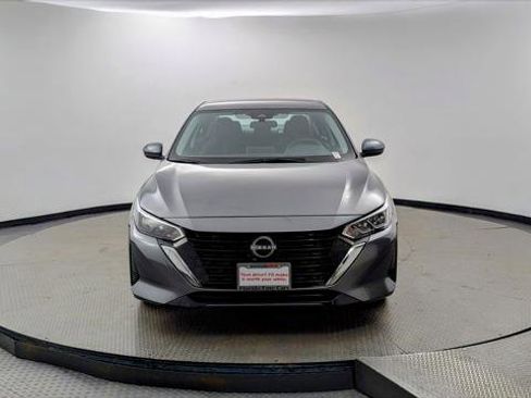 Used 2025 Nissan Sentra SV image 12