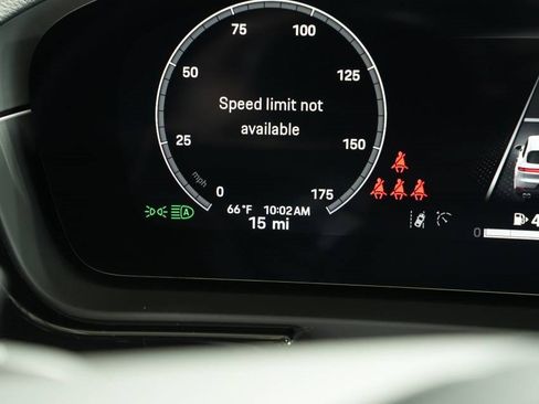 Certified 2025 Porsche Cayenne image 15