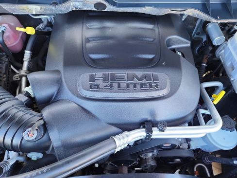 Used 2018 RAM 2500 Laramie w/ Convenience Group image 27