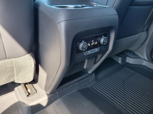 New 2026 Chevrolet Traverse Z71 w/ Enhanced Driving Package AWD/4WD image 36