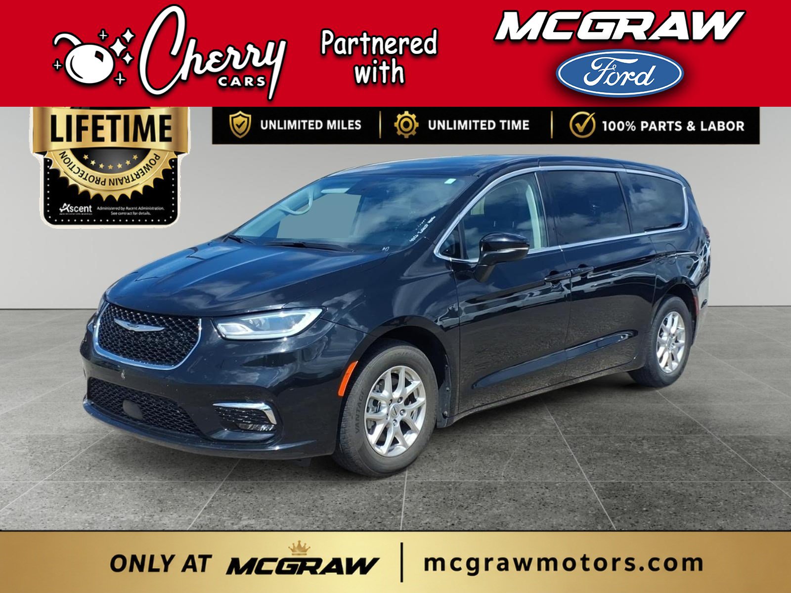Used 2023 Chrysler Pacifica Touring-L FWD image 1
