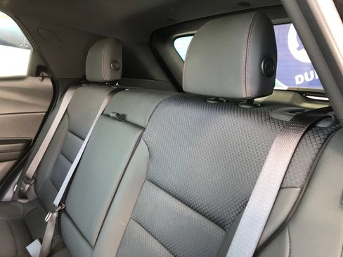 Used 2023 Chevrolet TrailBlazer RS w/ Technology Package FWD image 13