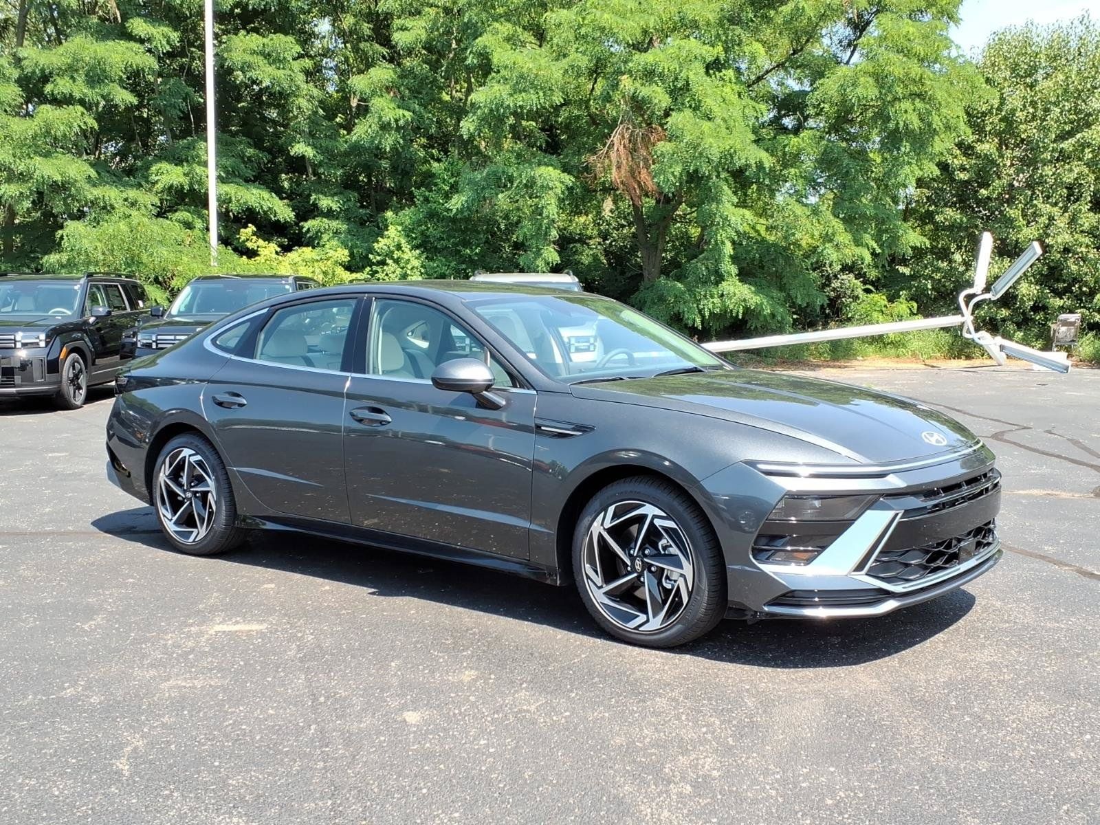 New 2026 Hyundai Sonata SEL AWD/4WD image 1