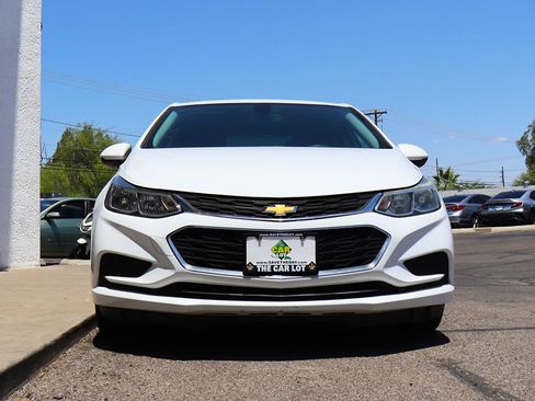 Used 2018 Chevrolet Cruze LS FWD image 17