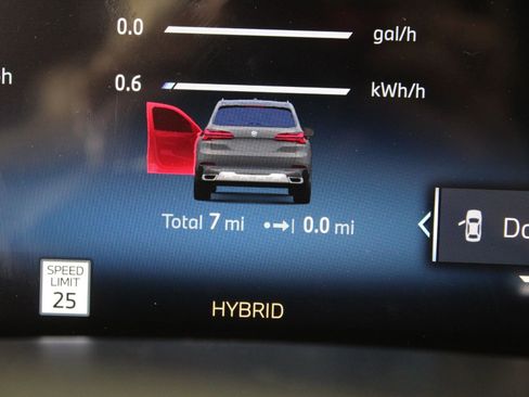 New 2026 BMW X5 xDrive50e w/ Climate Comfort Package image 19