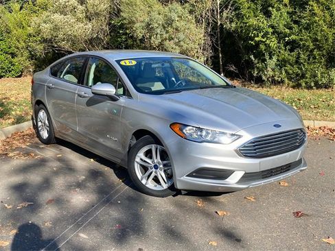 Used 2018 Ford Fusion S image 1