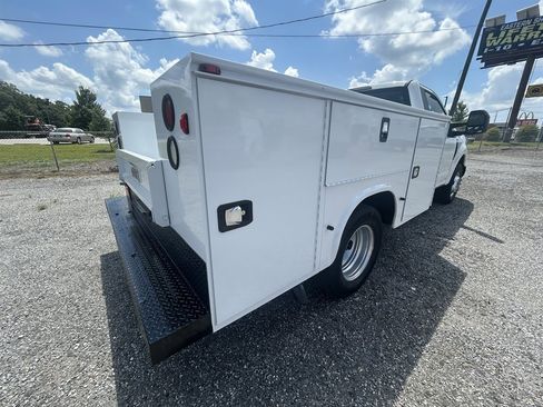 Used 2017 Ford F350 XL image 5