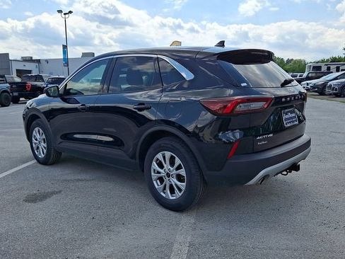 Certified 2024 Ford Escape Active AWD/4WD image 9