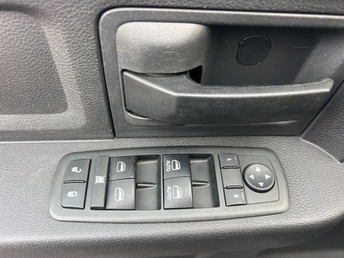 Used 2012 RAM 1500 Tradesman w/ ST Popular Equipment Group AWD/4WD image 24