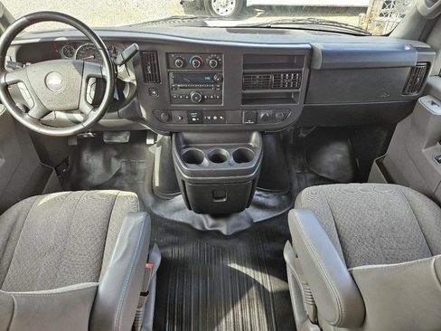 Used 2020 Chevrolet Express 3500 LS RWD image 30