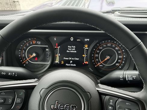 New 2026 Jeep Gladiator Rubicon AWD/4WD image 19