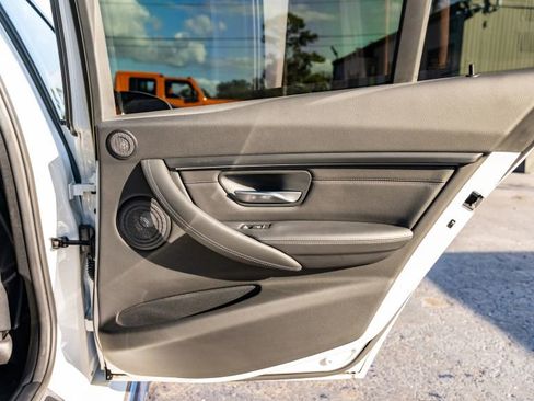 Used 2018 BMW M3 image 49