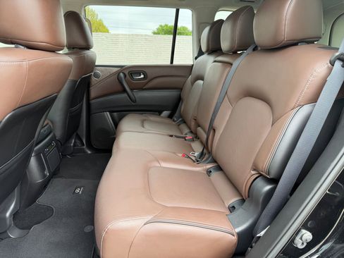 Used 2023 INFINITI QX80 Premium Select w/ Cargo Package AWD/4WD image 22