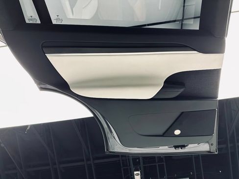 Used 2022 Tesla Model X Plaid AWD/4WD image 29