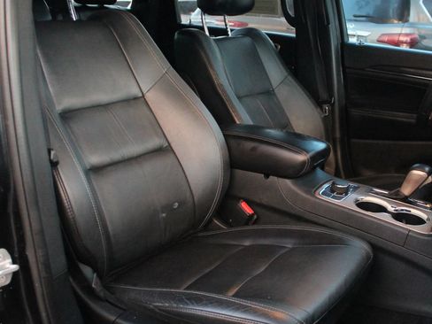 Used 2016 Jeep Grand Cherokee Limited w/ Trailer Tow Group IV AWD/4WD image 22