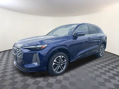 Used 2025 Audi Q5 Premium w/ Convenience Package