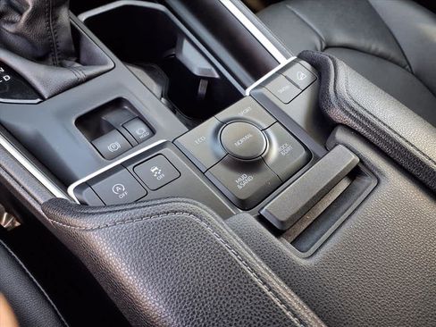 Certified 2025 Toyota Grand Highlander AWD image 15