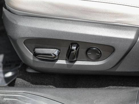 Used 2024 Lexus RX 350 Premium Plus w/ Cold Area Package FWD image 19