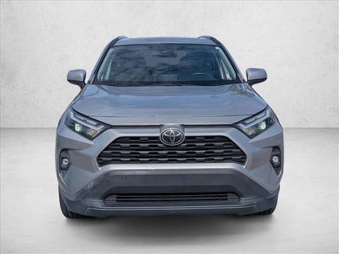 Used 2022 Toyota RAV4 XLE Premium FWD image 2