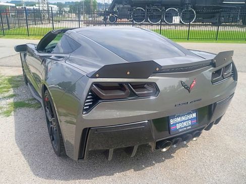 Used 2016 Chevrolet Corvette Stingray Coupe w/ 2LT Preferred Equipment Group RWD image 11