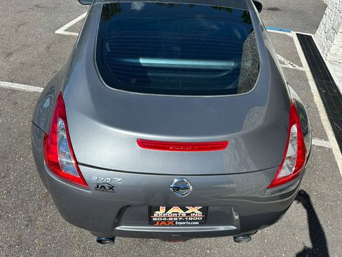 Used 2013 Nissan 370Z Coupe image 17