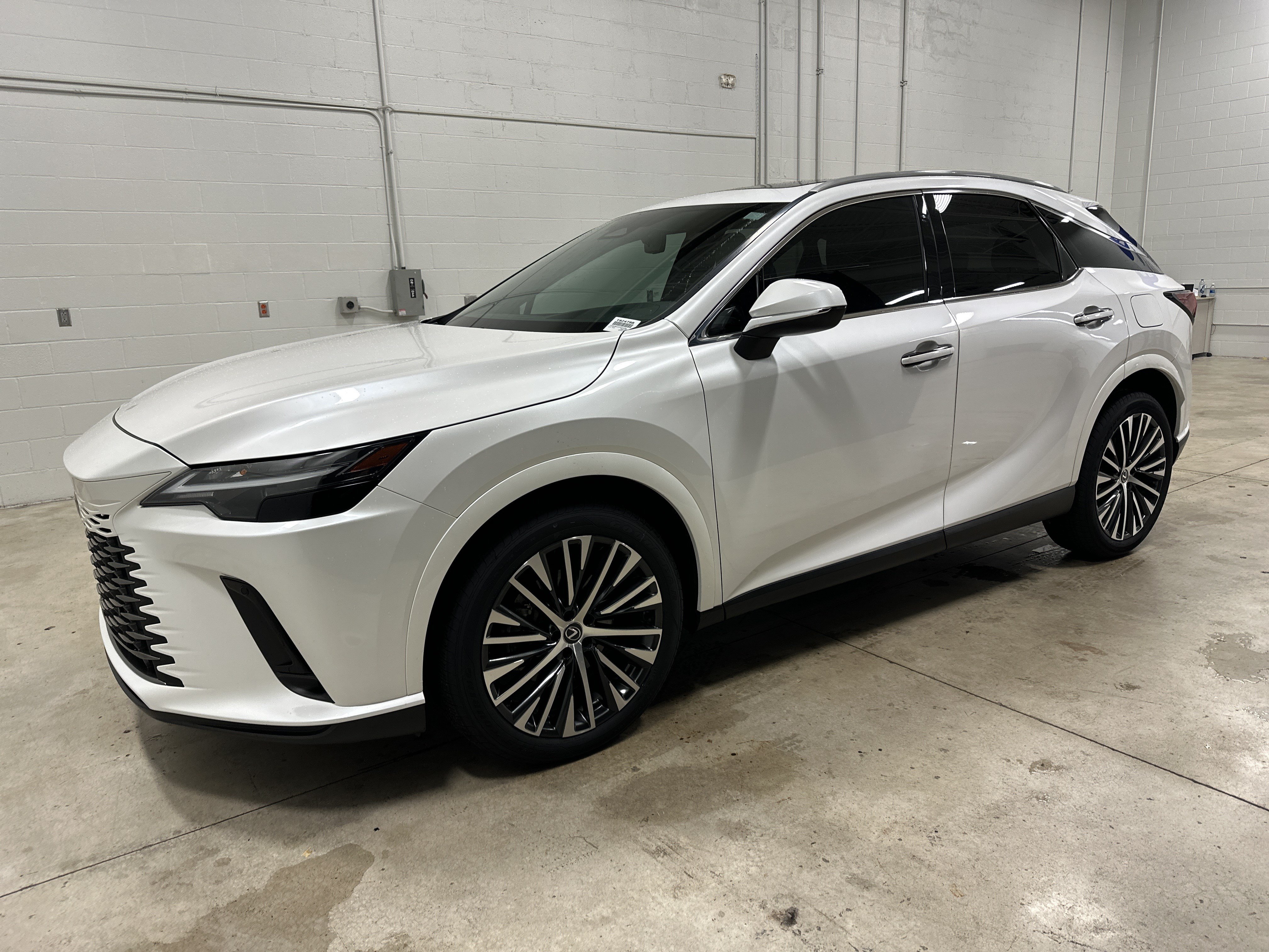 Certified 2023 Lexus RX 350 Premium Plus w/ Accessory Package (Z1) AWD/4WD image 5