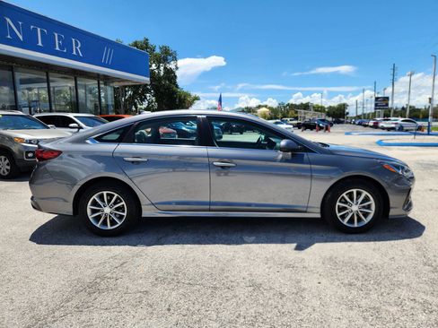 Used 2019 Hyundai Sonata SE w/ Cargo Package image 9