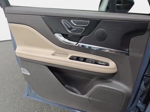 Certified 2024 Lincoln Corsair Reserve AWD/4WD image 24