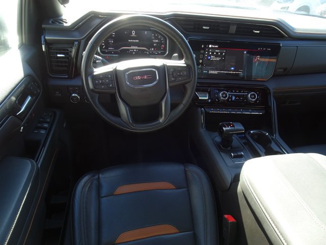 Used 2023 GMC Sierra 1500 AT4 w/ AT4 Premium Package AWD/4WD image 16