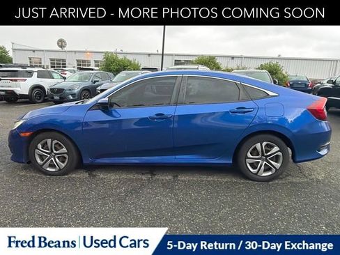 Used 2018 Honda Civic LX image 4