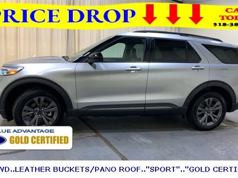 Certified 2022 Ford Explorer XLT w/ Equipment Group 202A image 7