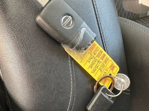 Used 2018 Nissan Rogue S AWD/4WD image 8