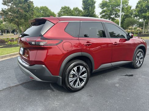 Used 2023 Nissan Rogue SV w/ SV Premium B Package FWD image 7