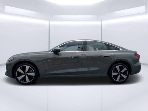 Used 2025 Audi A5 2.0T Premium Plus w/ Premium Plus AWD/4WD image 6