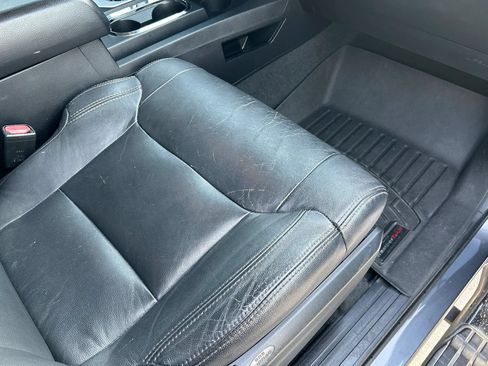 Used 2016 Toyota Tundra SR5 w/ SR5 Upgrade Package RWD image 14