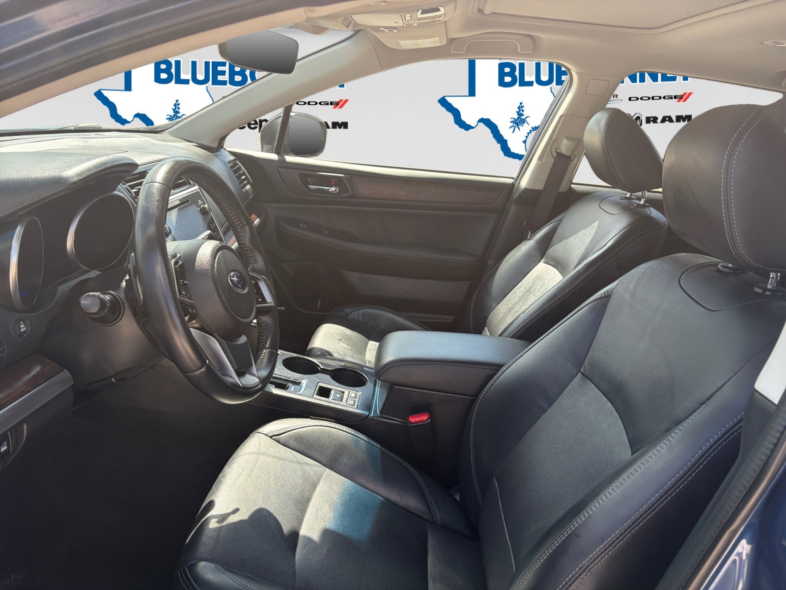 Used 2019 Subaru Outback 3.6R Limited AWD/4WD image 11