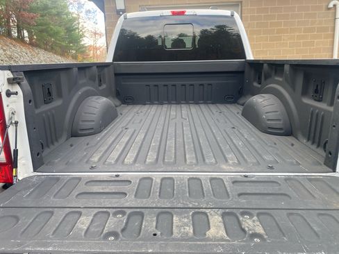 Used 2020 Ford F350 XLT w/ XLT Premium Package image 29