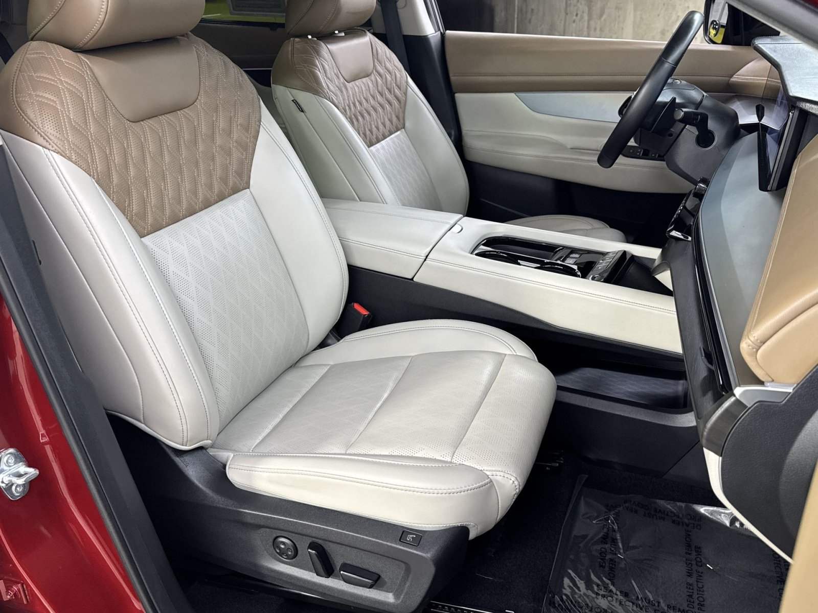 Used 2025 Nissan Murano Platinum w/ Cargo Package AWD/4WD image 40